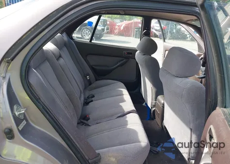 1994 Toyota Camry Le z USA, uszkodzony, nr VIN 4T1SK12E0RU463582